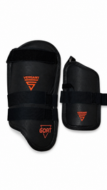 Load image into Gallery viewer, GOAT Thigh Pad – Black Edition